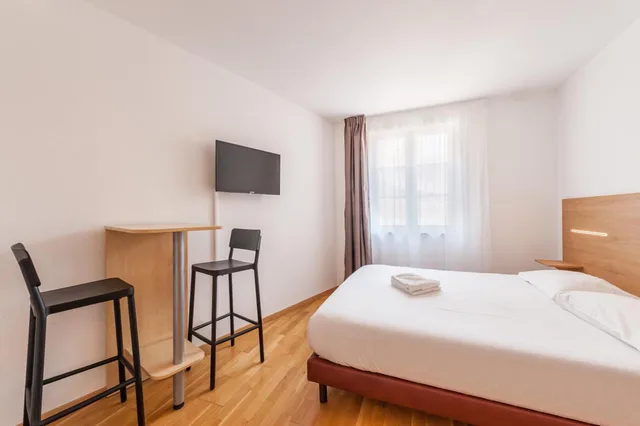 استوديو بسرير كوين، Residhotel Vieux Port 2/2