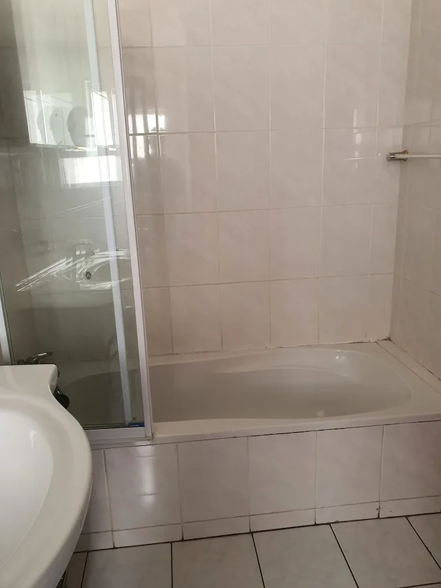 غرفة فاخرة بسرير كوين، Houghton Guest House 3/3
