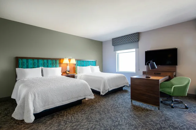Suite, 2 Queen Beds, Hampton Inn and Suites Edmonton St. Albert, AB 4/5