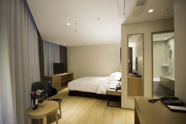 غرفة قياسية بسرير كوين بإطلالة على المدينة، Best Western Haeundae Hotel 2/7