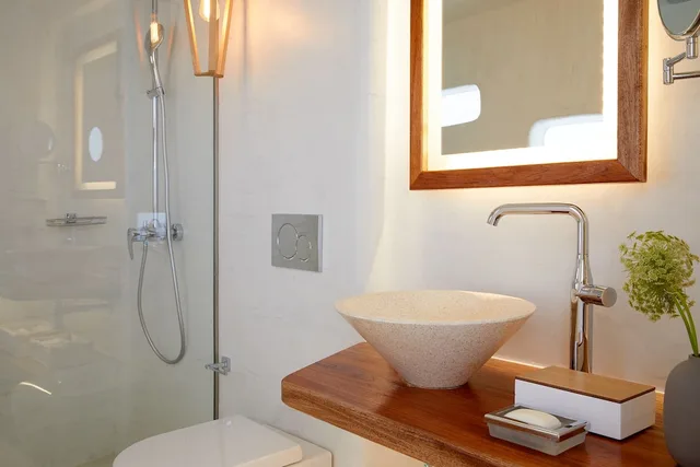 Deluxe, Villa, Double Bed, Caldera View, Outdoor Jetted Tub، La Perla Villas And Suites Adults Only 6/8