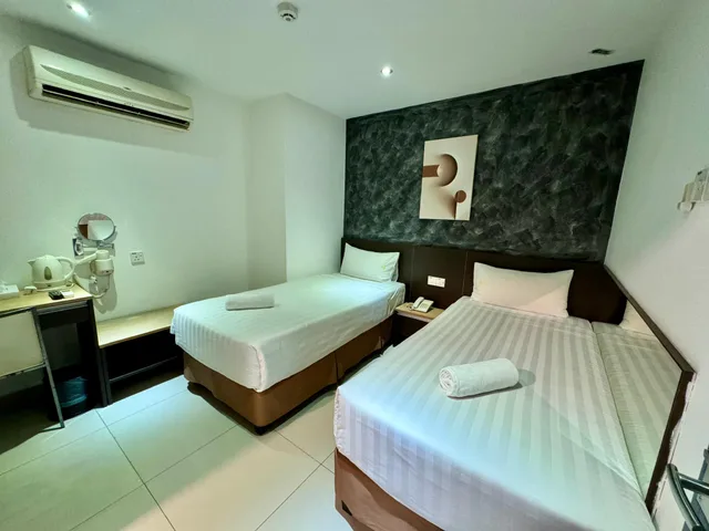 Standard, No Window، Hotel Golden View Puchong 1/1
