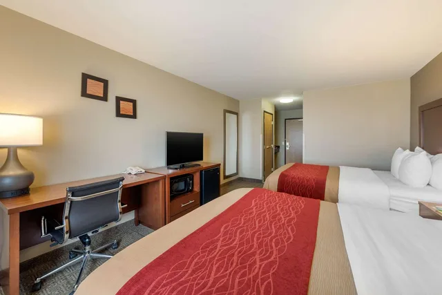 غرفة بسريرين كوين، Comfort Inn Limon 4/5