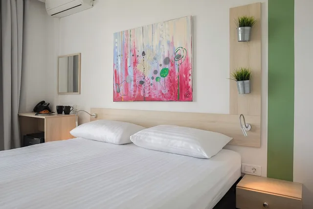 Comfort Double Room with Seaside Balcony، Bellevue Maradiso Casa by Aminess 4/9