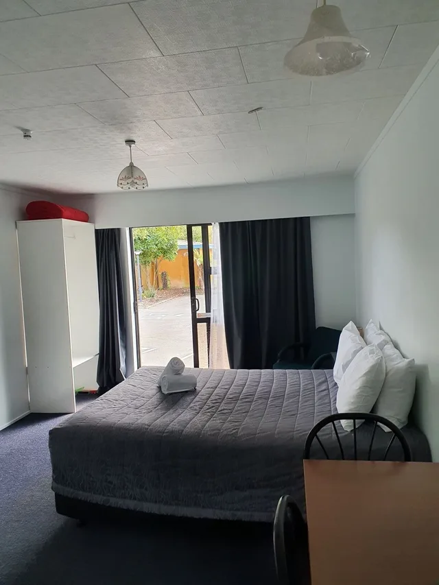 استوديو بسرير كوين، OHAKUNE COURT MOTEL 1/7