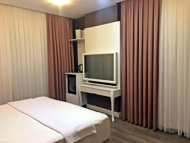غرفة عائلية بشرفة، Ferush Otel 3/5
