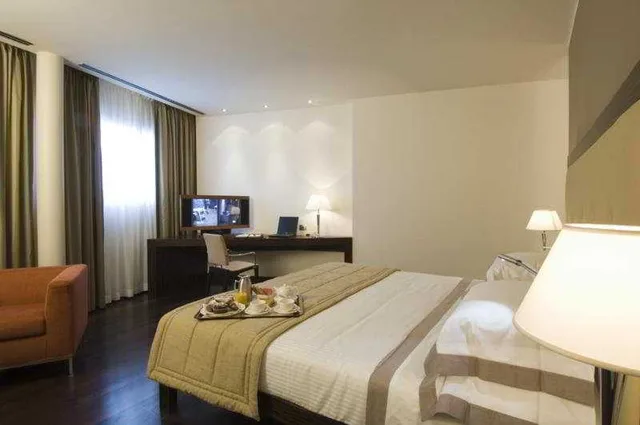 غرفة بسرير مزدوج، Hotel Cruise 2/3