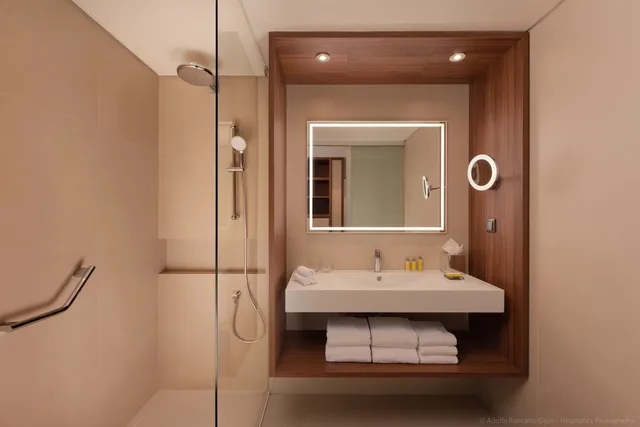 غرفة تنفيذية بسرير كينج، Marriott Lisbon 5/5