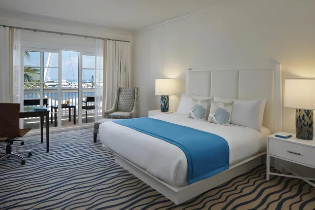 غرفة كلاسيكية بسرير مزدوج بشرفة لذوي الإعاقة، The Marker Waterfront Resort Key West 1/1