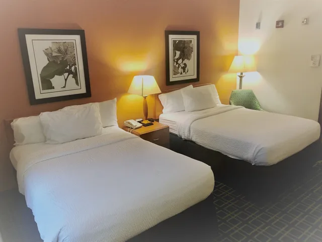 غرفة بسريرين كوين، Fairfield Inn And Suites Brunswick Freeport 1/4