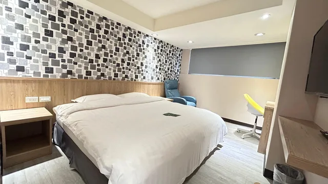 غرفة بزنس بسرير كوين، Jinhwa Hotel 1/1