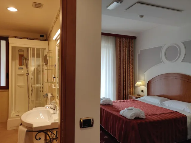 Junior Suite, Hill View، Parco Dei Principi Hotel 2/3