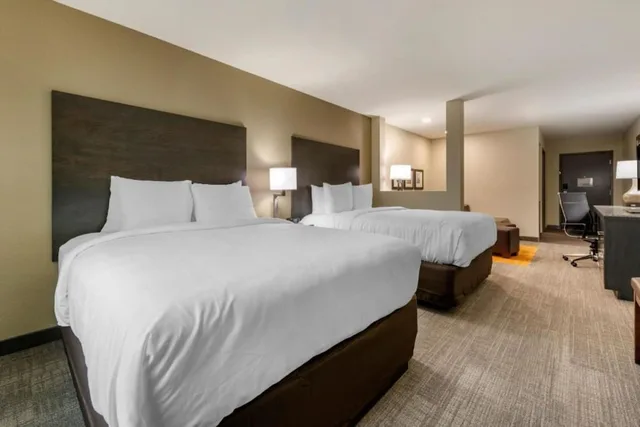 غرفة قياسية بسريرين كوين لذوي الإعاقة، Coral Pointe Sarasota, an Ascend Collection Hotel 1/7