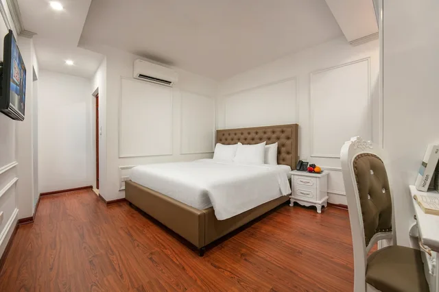 غرفة سوبيريور بسرير كينج، Mia Hotel 2/4