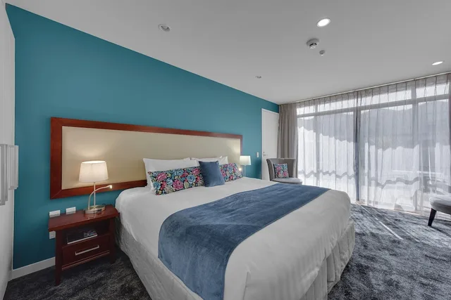 Studio, Apartment, King Bed, Bath and Shower، Delorenzo S Studio Apartments 1/4