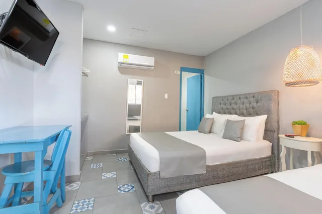 غرفة سوبيريور ثلاثية، Hotel ADAZ Mediterraneo 4/6