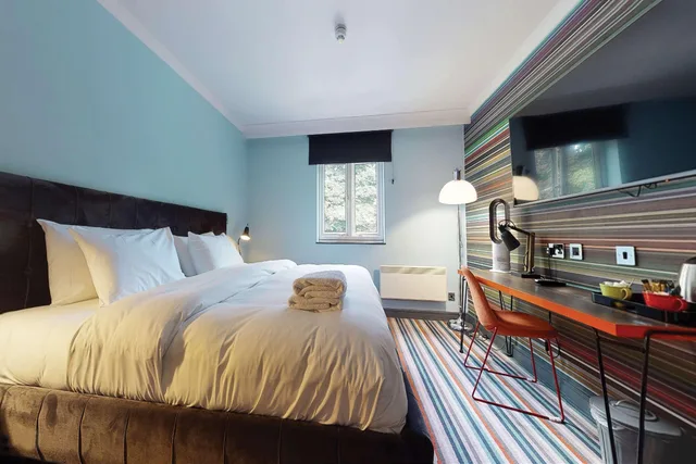 Family, Double and Twin Beds, Two Extra Beds، Village Leeds North Hotel Leisure Club 1/5