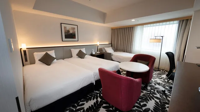 Hollywood, Premium, Twin Beds, Sofa، Ana Crowne Plaza Grand Court Nagoya 1/3