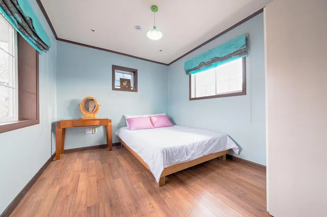 غرفة أساسية بسريرين مزدوجين بـ3 غرف نوم، Ga Pyeong Four Season Pension 2/8