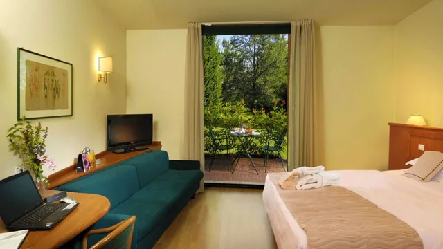 غرفة سوبيريور بسرير مزدوج أو سريرين منفصلين، Phi Hotel Emilia 5/6