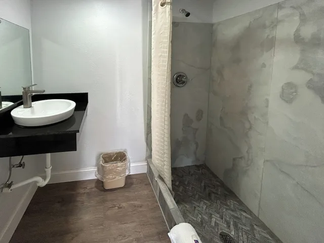 غرفة ديلوكس بسريرين مزدوجين، Motel6 Ponca City, OK 2/2