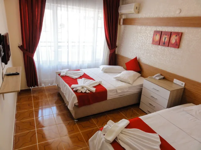 غرفة قياسية ثلاثية، Altinersan Hotel 1/6