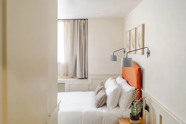 غرفة كومفورت بسرير مزدوج، Brooks Hotel Edinburgh 5/7