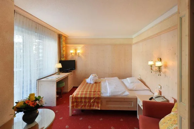 غرفة كومفورت مفردة بسرير كينج، Hotel La Ginabelle 1/1