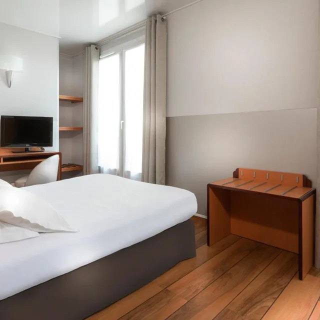 Parisian, Double Bed، Hotel Du Lion 2/6