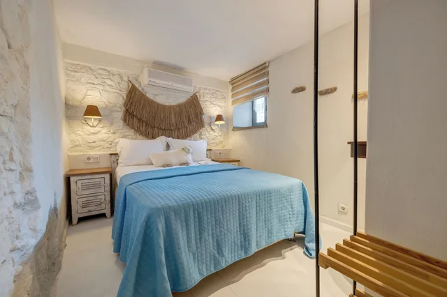 غرفة كومفورت ثلاثية بسرير مزدوج وسرير فردي، Aral Tatil Ciftligi 5/10