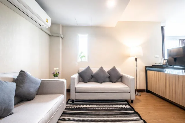 جناح بسرير كينج بشرفة، Sinsuvarn Airport Suite 3/9