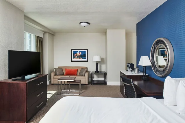 جناح جونيور بسرير كينج، Hotel Alex Johnson Rapid City Curio Collection By Hilton 2/6