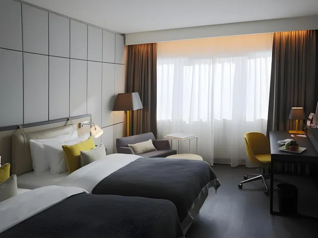 غرفة قياسية بسرير مزدوج مع دخول الصالة، Crowne Plaza Belgrade 1/6