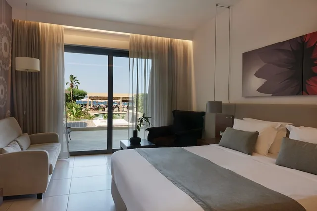 Swim Out, Lagoon, Superior, 3 Beds, APHI KALLI Resort 2/10