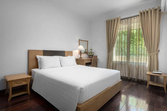 2 Bedrooms, Standard, King and Queen Bed, Sunflower International Village 1/1
