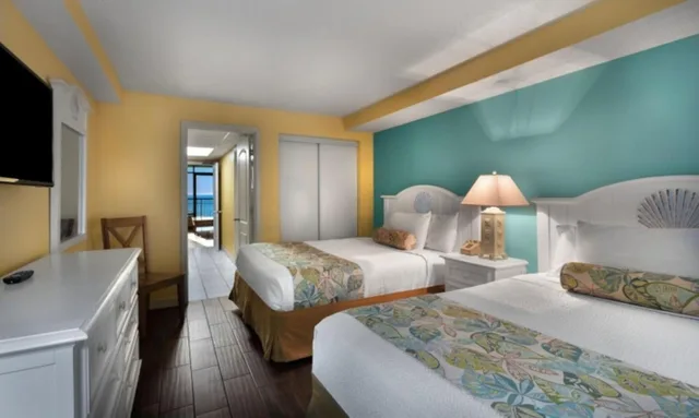 جناح بسرير كوين بإطلالة على البحر، Monterey Bay Suites 1/6