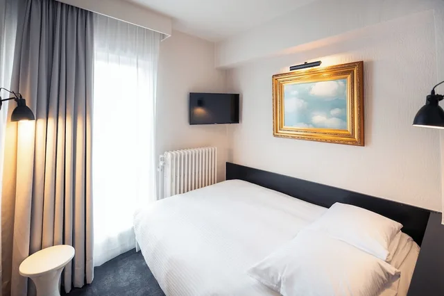 غرفة صغيرة بسرير مزدوج، Hotel Queen Anne 1/9