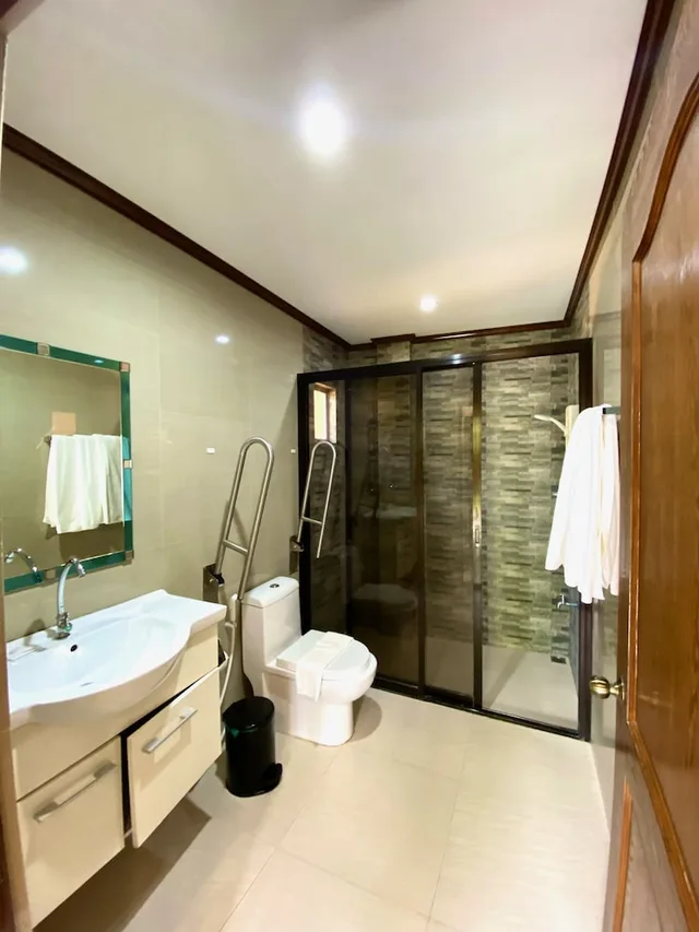 غرفة ديلوكس عائلية بسريرين منفصلين، Anda White Beach Resort 4/4