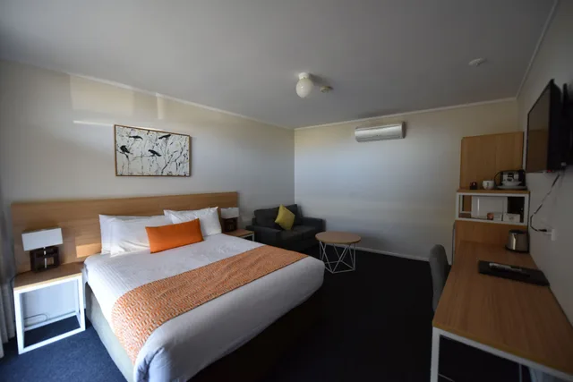 غرفة قياسية بسرير كوين، Comfort Inn and Suites Lakes Entrance 4/7