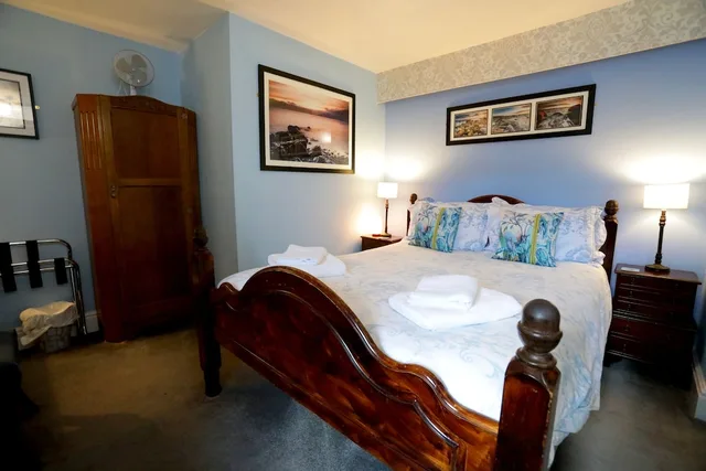 غرفة قياسية بسرير مزدوج، Bryn Woodlands House 1/9