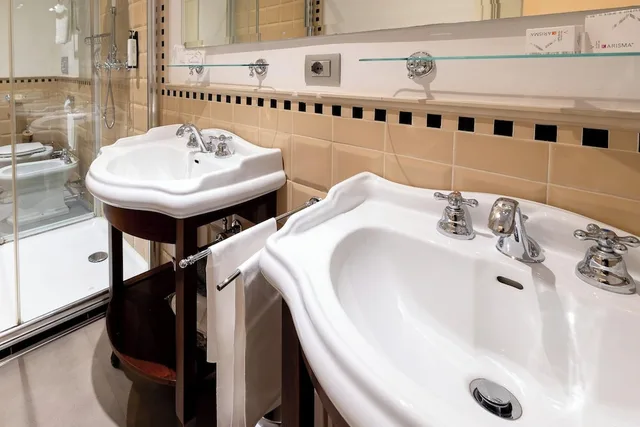 جناح جونيور بسرير مزدوج، Hotel Patria Pistoia 6/6
