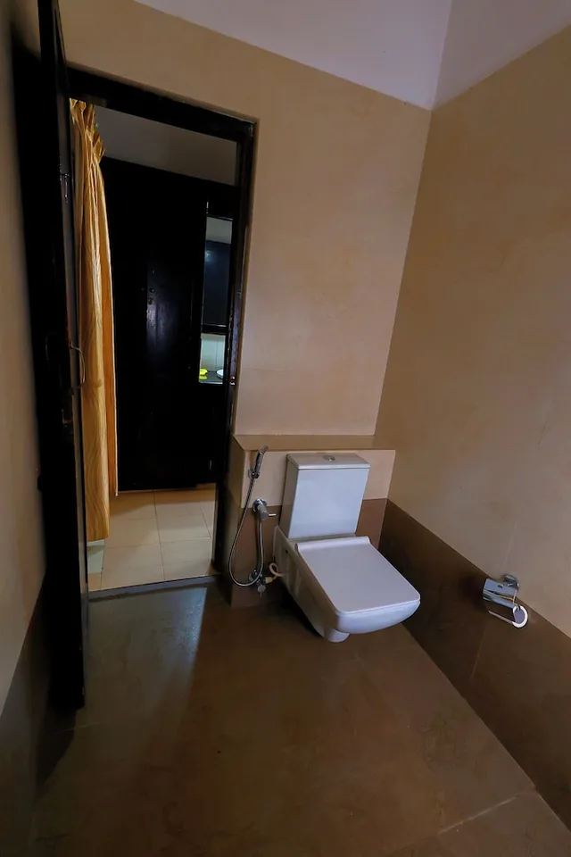 غرفة سوبيريور بسرير مزدوج بإطلالة على البحيرة، Illikkalam Lakeside Cottages 3/3