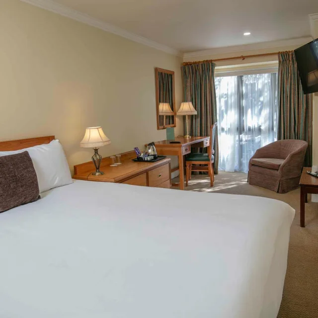 Room, Single, Separate Building، Knights Hill Hotel & Spa 1/2