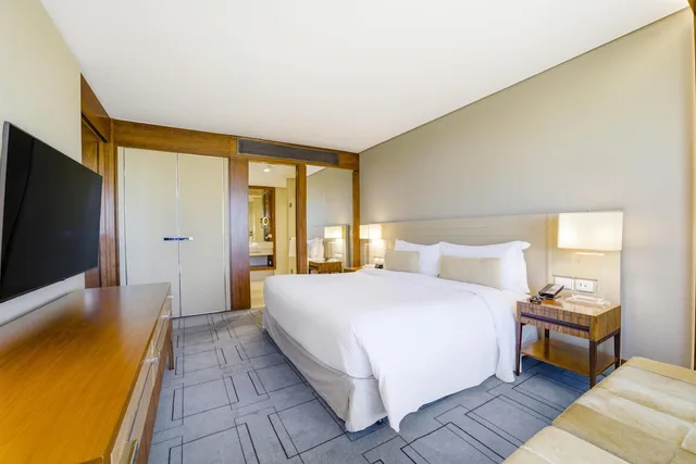 Classic, Suite, King Bed, Lagoon View, Club Lounge Access، Hilton Barra Rio De Janeiro 2/8