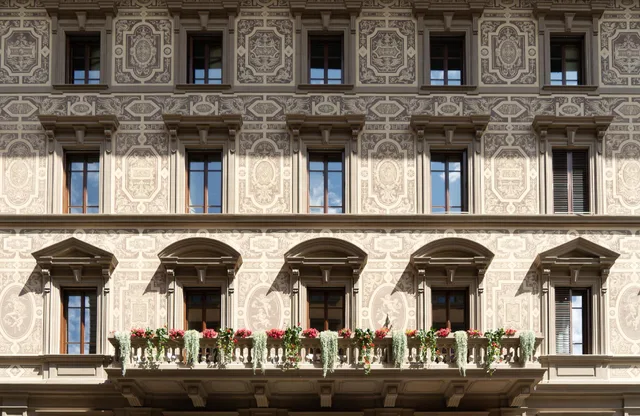 جناح جونيور ثلاثي، Hotel Calimala 1/1