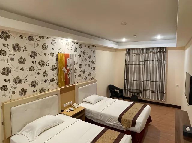 غرفة ديلوكس بسرير مزدوج أو سريرين منفصلين، Grand Puncak Lestari Hotel 2/2