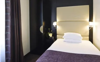 Clasic Single Room، Hotel Tiffany By Fassbind 1/1