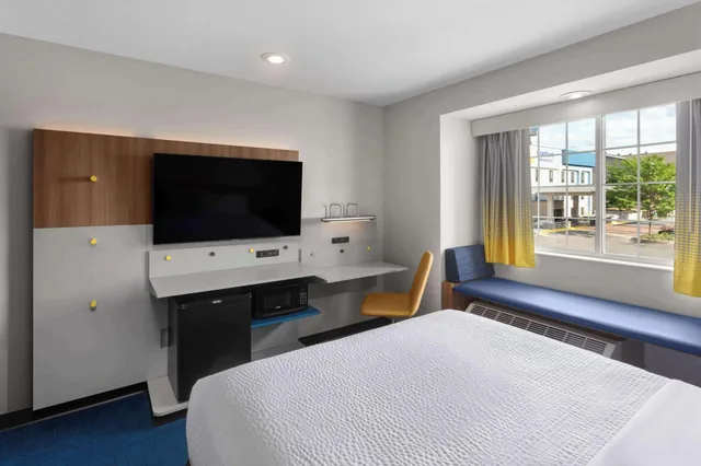 غرفة لذوي الإعاقة، Microtel Inn Suites by Wyndham Rapid City 2/2