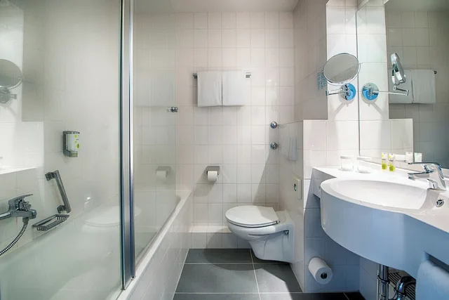 شقة ثلاثية بسرير مزدوج مع أريكة، Achat Hotel Zwickau 5/5