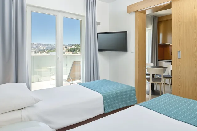 1 Bedroom, Apartment, Twin Beds, Sea Side, Balcony، Maistra Select Villas Mlini 2/4